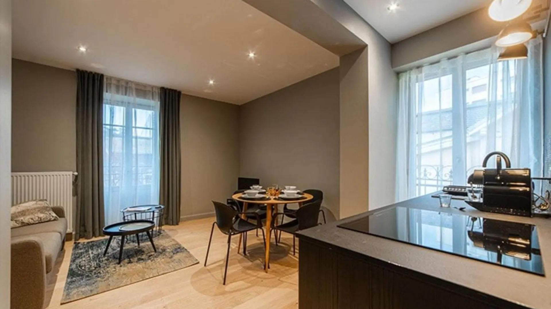 Appart Standing Belval Plein Centre 4 Parking Aix-les-Bains Apartment